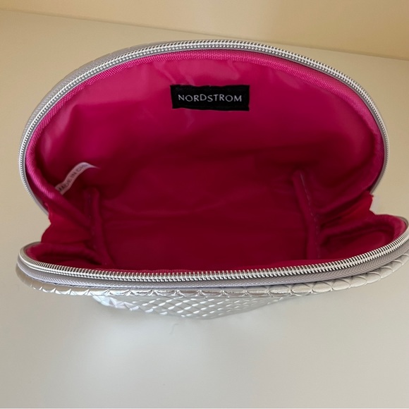 Cosmetic Pouch - Picture 11 of 16